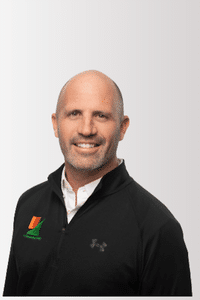 Andrew Wade headshot