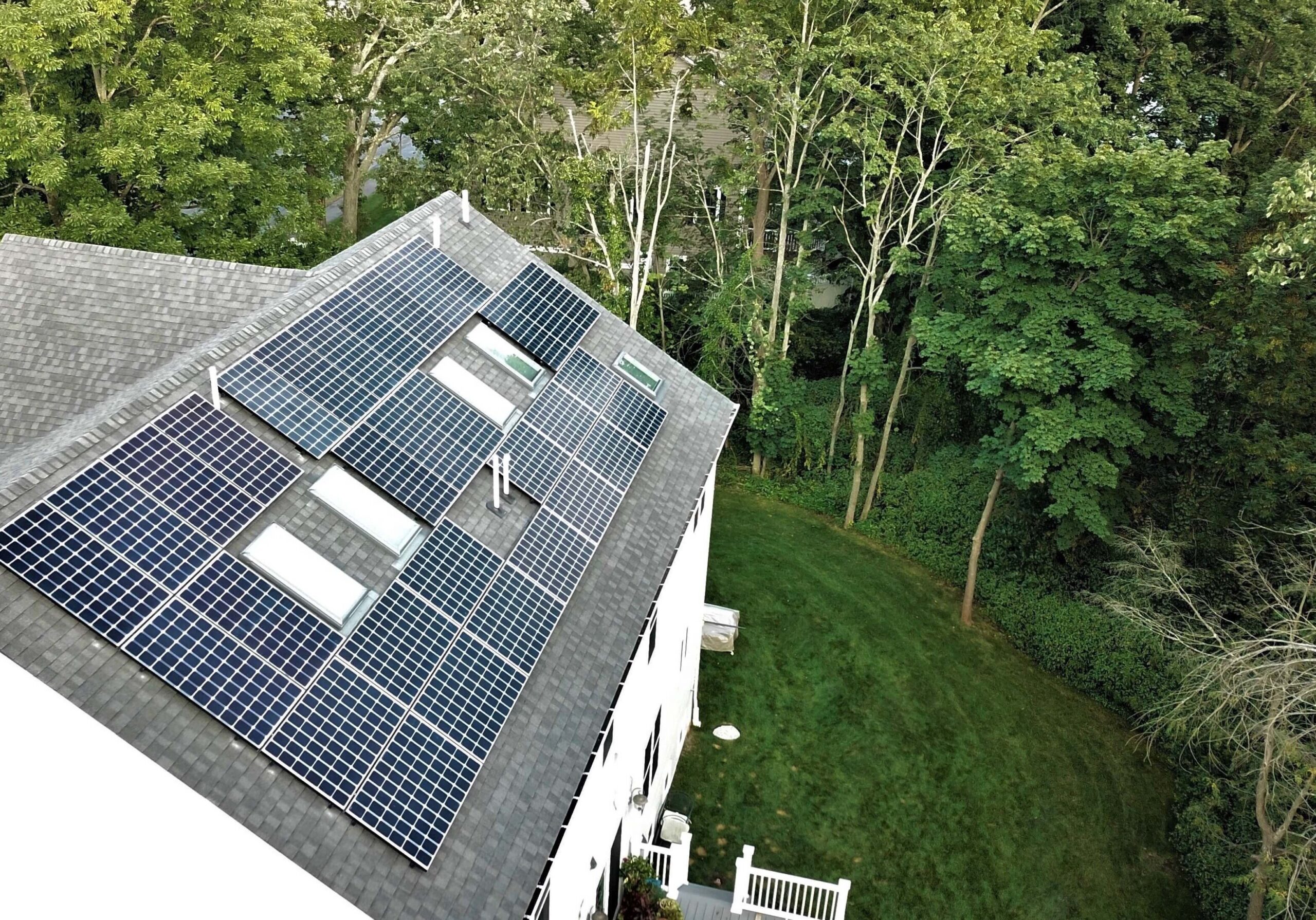 K.-Federow-11.52-kW-Needham-landscape